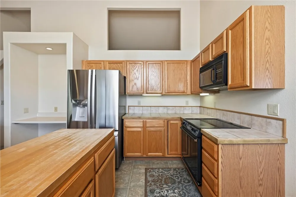 16261 Conestoga Road Hidden Valley Lake, CA 95467