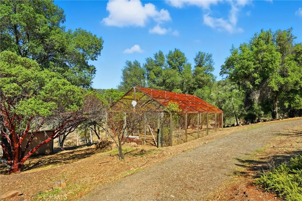 16261 Conestoga Road Hidden Valley Lake, CA 95467
