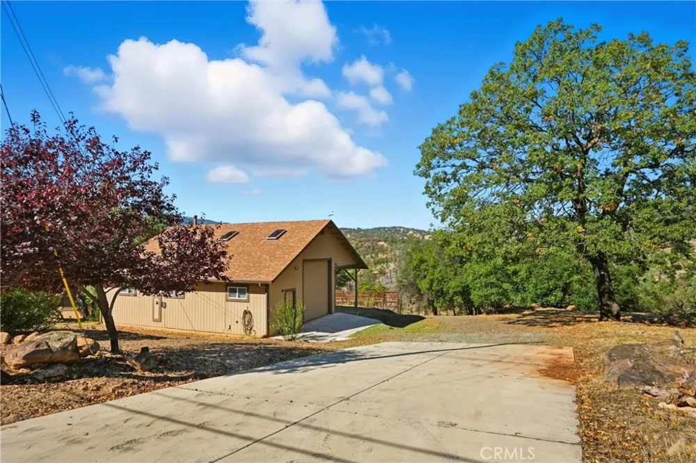 16261 Conestoga Road Hidden Valley Lake, CA 95467