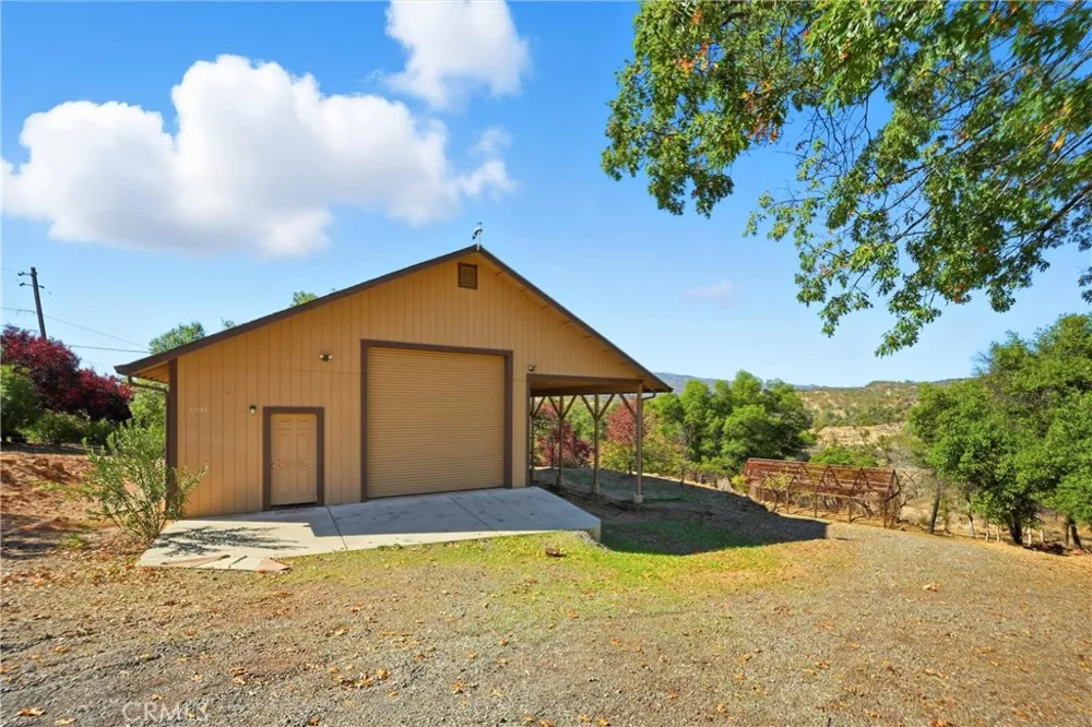16261 Conestoga Road Hidden Valley Lake, CA 95467