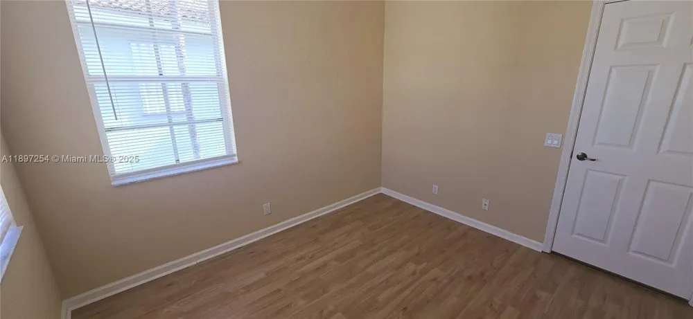 3020 Laurel Ridge Cir Riviera Beach, FL 33404