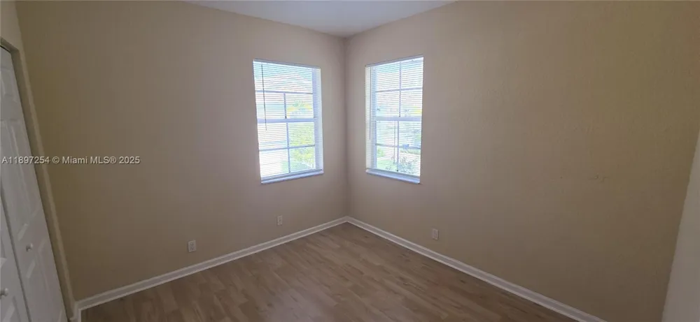 3020 Laurel Ridge Cir Riviera Beach, FL 33404