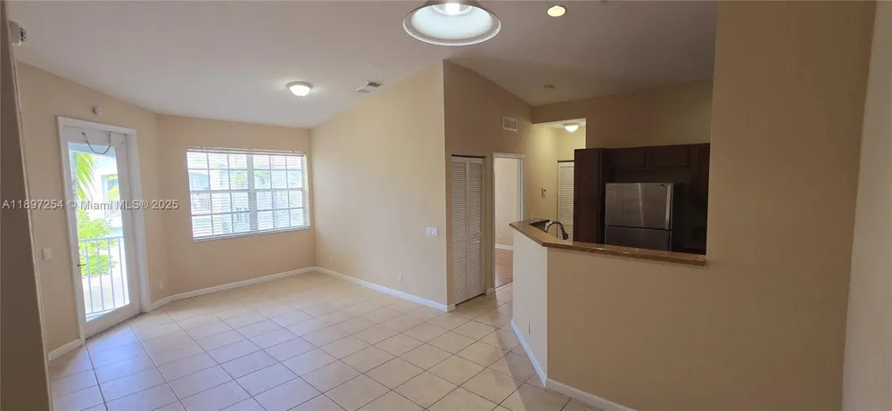 3020 Laurel Ridge Cir Riviera Beach, FL 33404