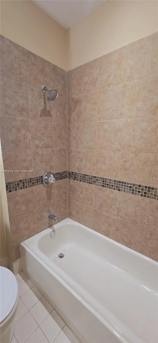 3020 Laurel Ridge Cir Riviera Beach, FL 33404