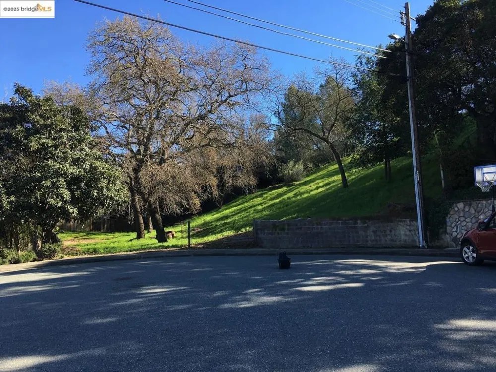 1032 Millbrook CT Walnut Creek, CA 94598