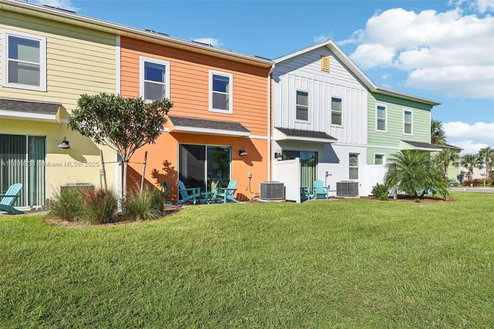 2971 Castaway Lane Kissimmee, FL 34747