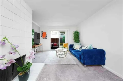 23617 Golden Springs