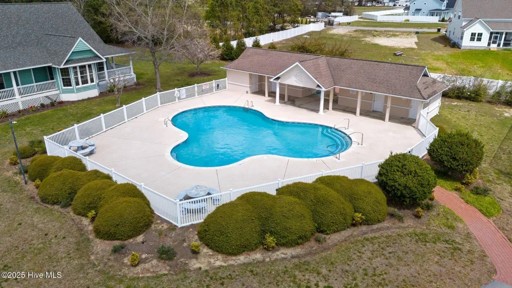 202 Royal Oaks Court Cedar Point, NC 28584