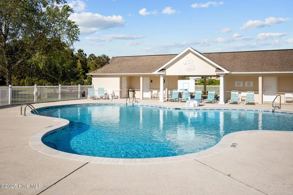 202 Royal Oaks Court Cedar Point, NC 28584
