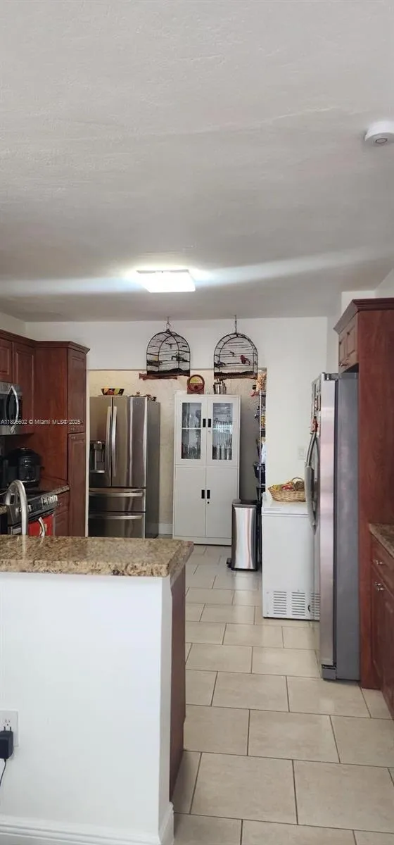 13208 SW 10th Ln Miami, FL 33184