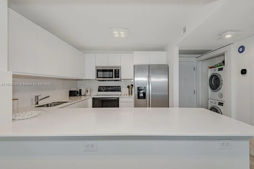 Address Not Shown Miami Beach, FL 33139