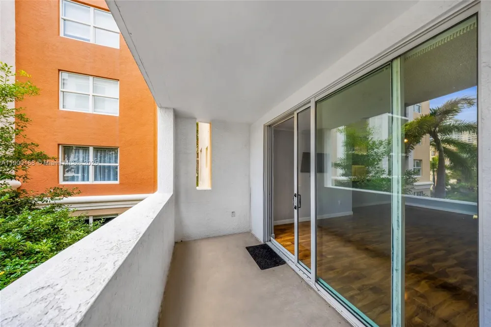 17125 Bay Rd #3301 Sunny Isles Beach, FL 33160