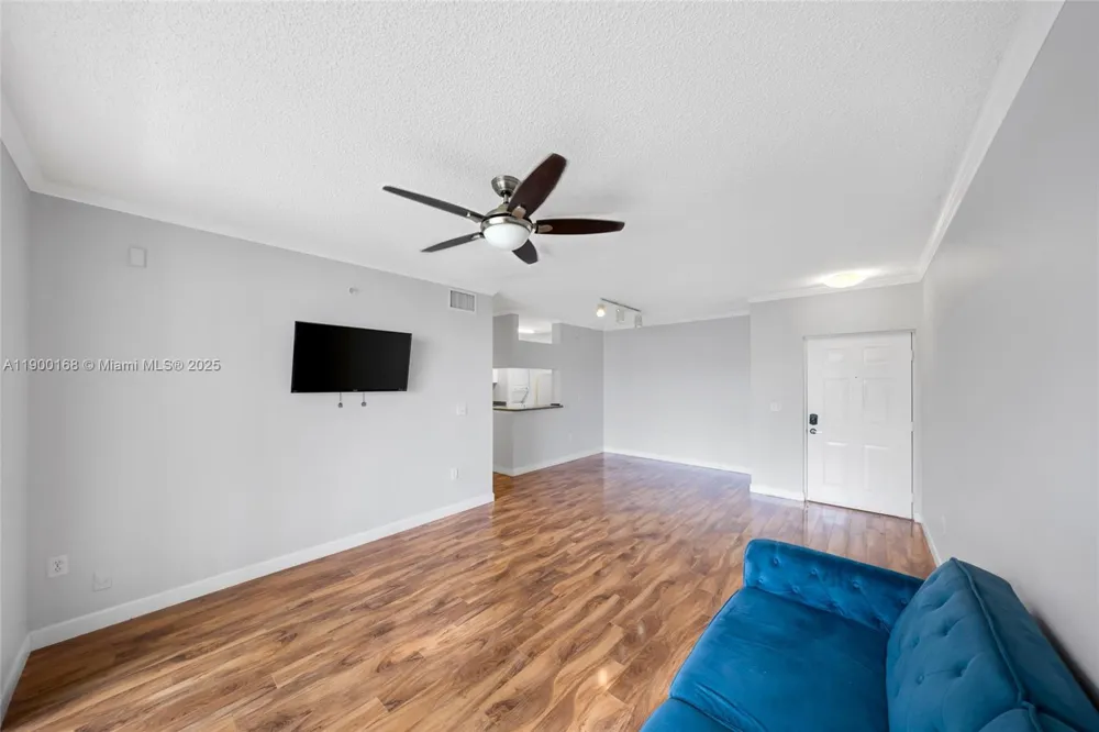 17125 Bay Rd #3301 Sunny Isles Beach, FL 33160