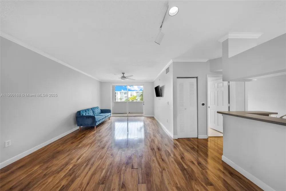 17125 Bay Rd #3301 Sunny Isles Beach, FL 33160