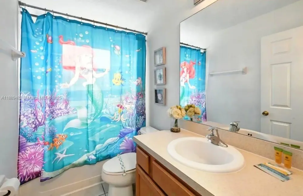 8520 SUNRISE KEY DR Kissimmee, FL 34747