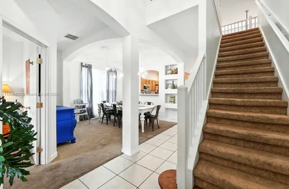 8520 SUNRISE KEY DR Kissimmee, FL 34747