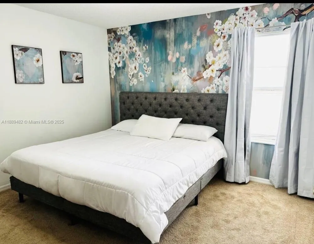 8520 SUNRISE KEY DR Kissimmee, FL 34747