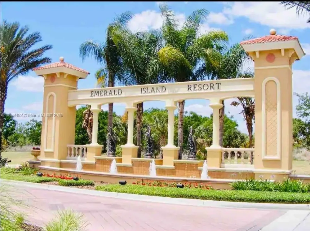 8520 SUNRISE KEY DR Kissimmee, FL 34747