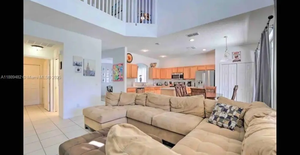 8520 SUNRISE KEY DR Kissimmee, FL 34747