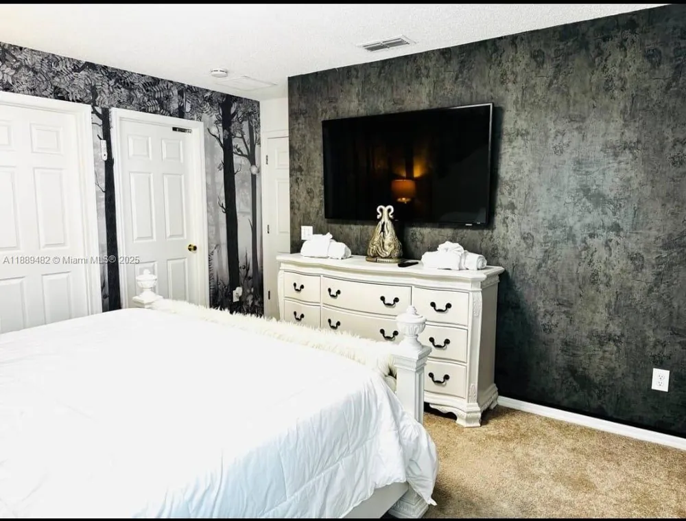 8520 SUNRISE KEY DR Kissimmee, FL 34747