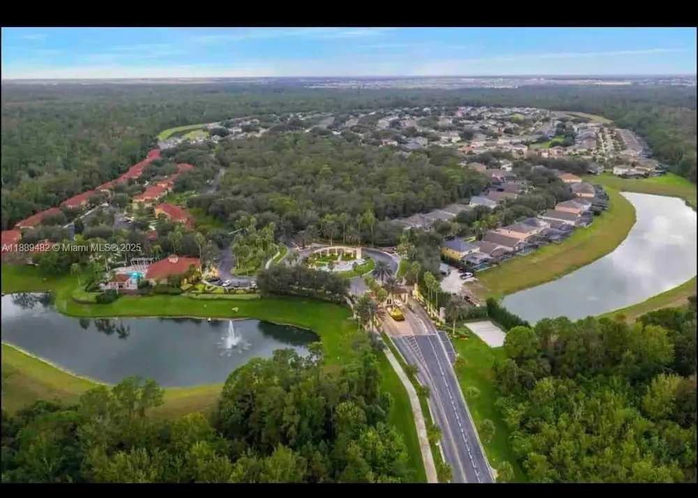 8520 SUNRISE KEY DR Kissimmee, FL 34747