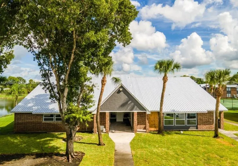 2000 S Main Street #000 Belle Glade, FL 33430
