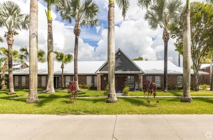 2000 S Main Street #000 Belle Glade, FL 33430