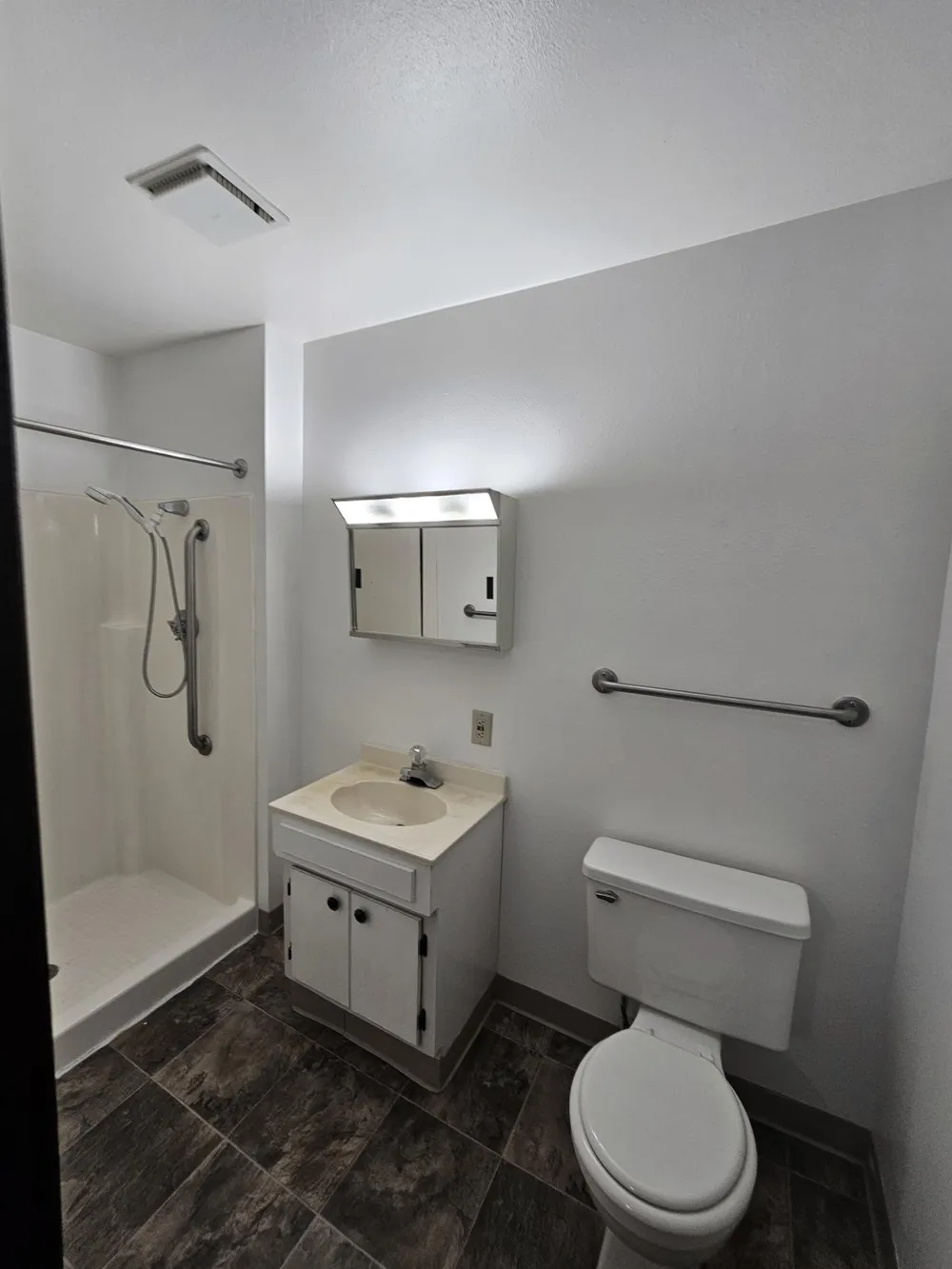 306 S East Street Caledonia, MN 55921