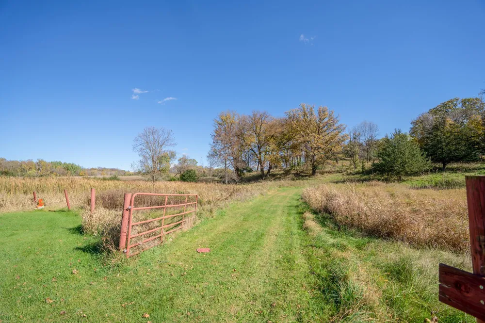 15125 Old Mill Road Spicer, MN 56288