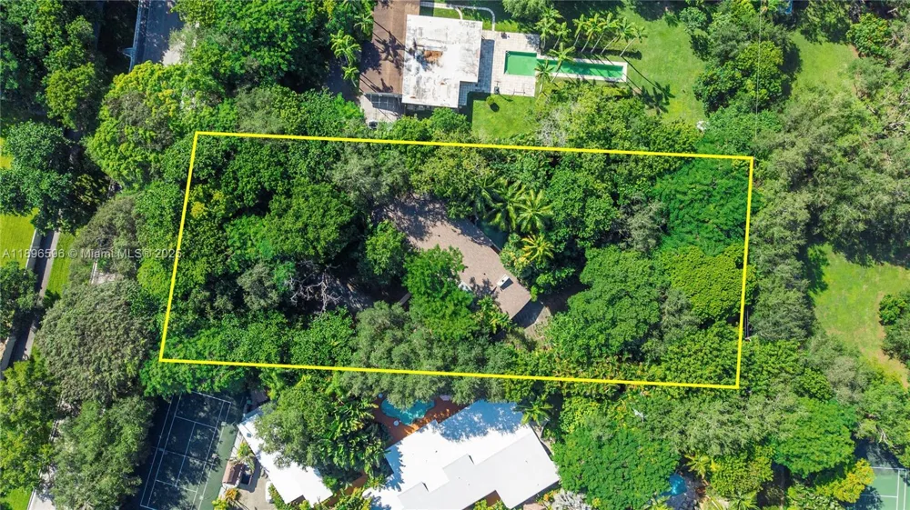 15000 Old Cutler Rd Palmetto Bay, FL 33158