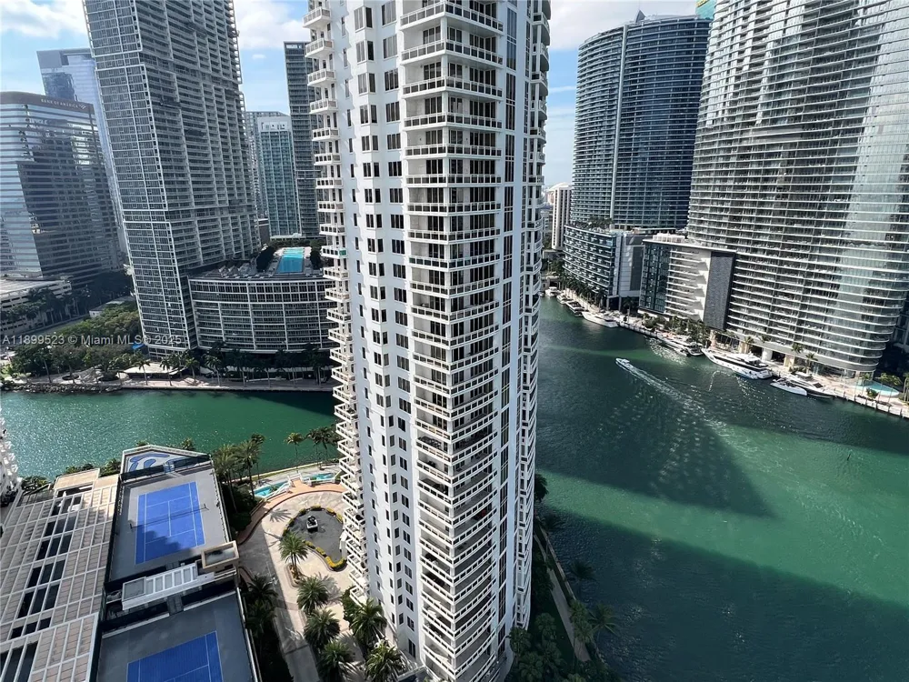 900 Brickell Key Blvd #2205 Miami, FL 33131