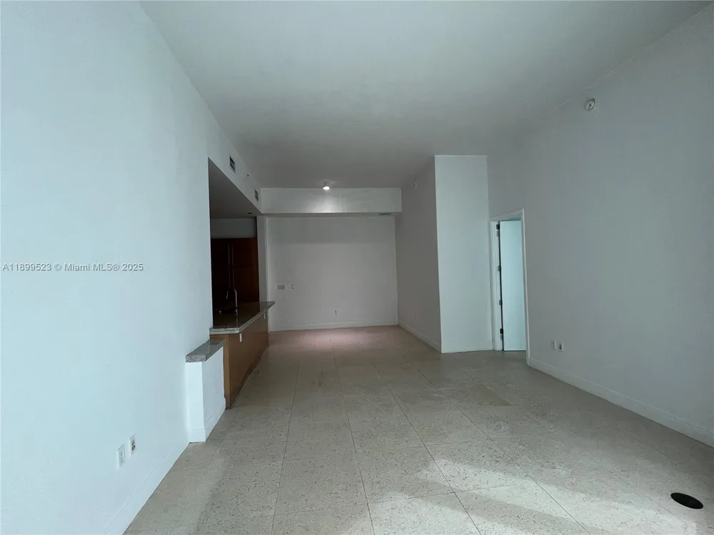 900 Brickell Key Blvd #2205 Miami, FL 33131