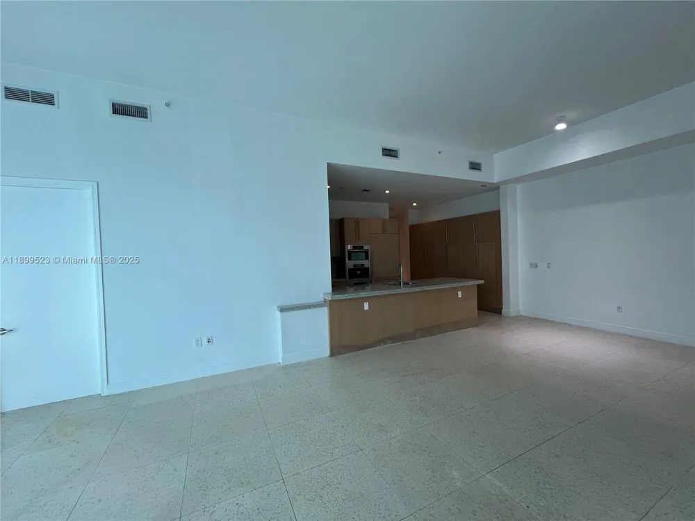 900 Brickell Key Blvd #2205 Miami, FL 33131