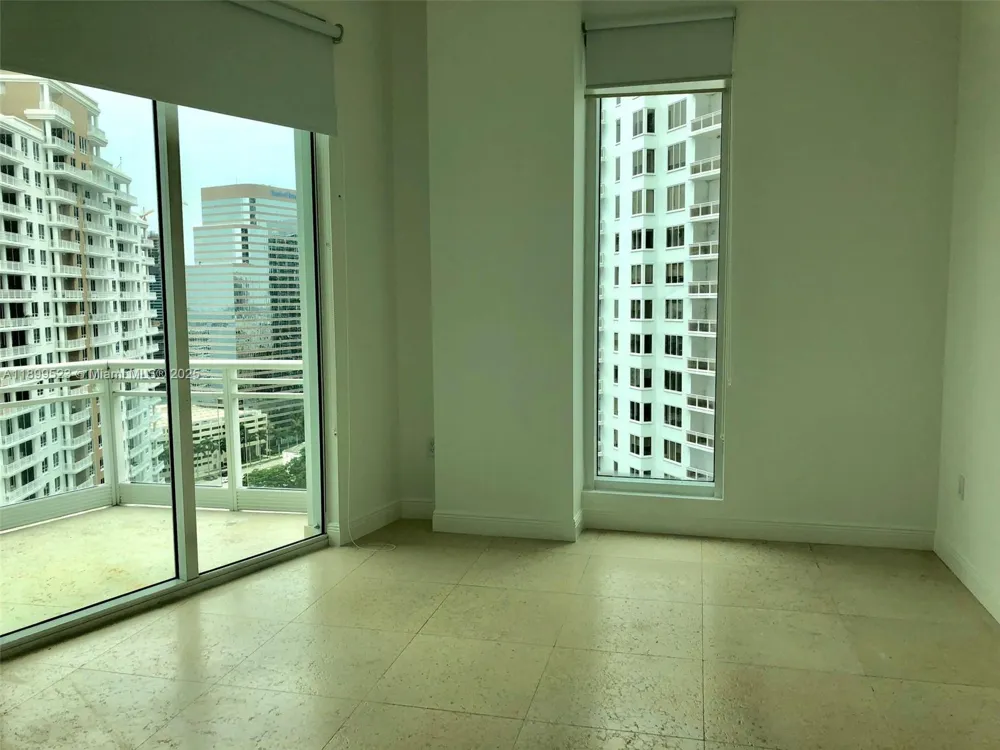900 Brickell Key Blvd #2205 Miami, FL 33131