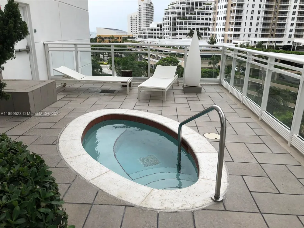 900 Brickell Key Blvd #2205 Miami, FL 33131