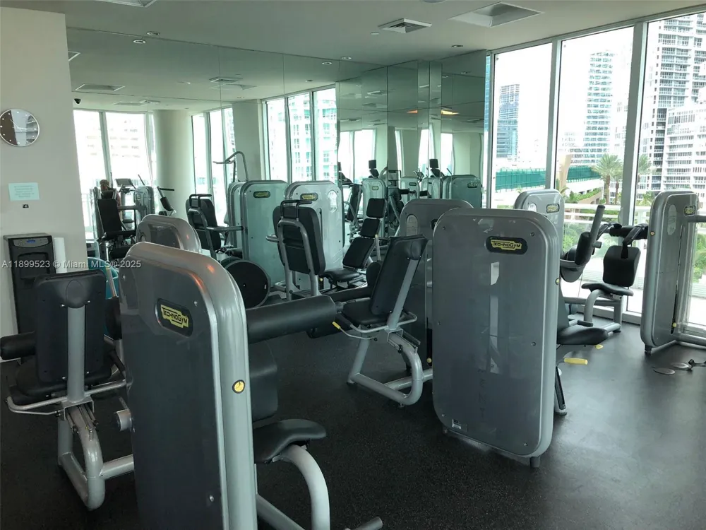 900 Brickell Key Blvd #2205 Miami, FL 33131