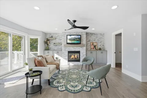 786 Harlar Circle