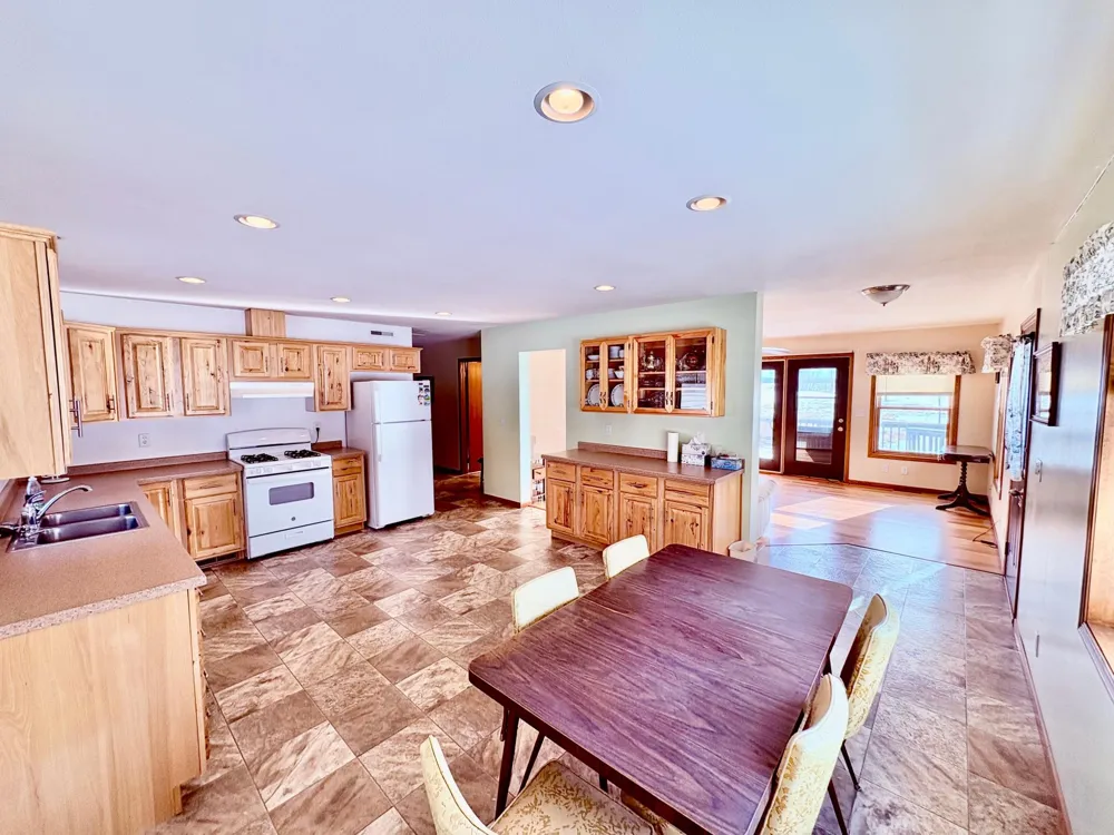 970 County Road 89 Baudette, MN 56623