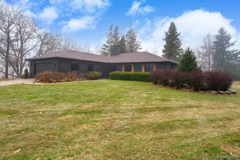 6803 Napoleon Road