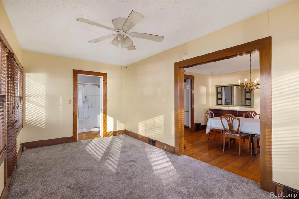 9669 Dixie Highway Ira Township, MI 48023