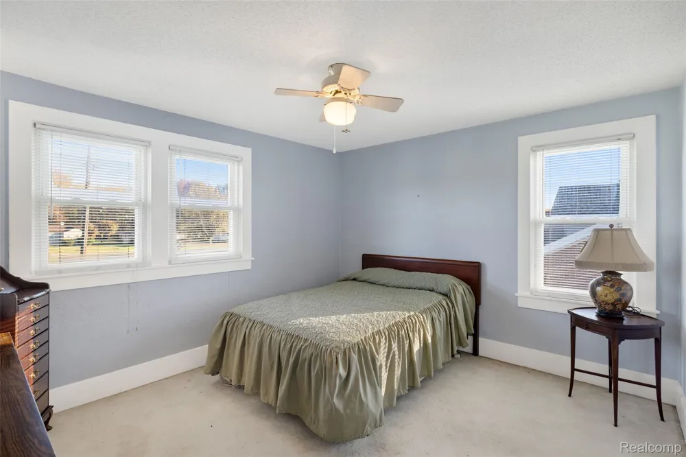 9669 Dixie Highway Ira Township, MI 48023