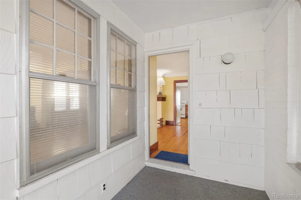 9669 Dixie Highway Ira Township, MI 48023