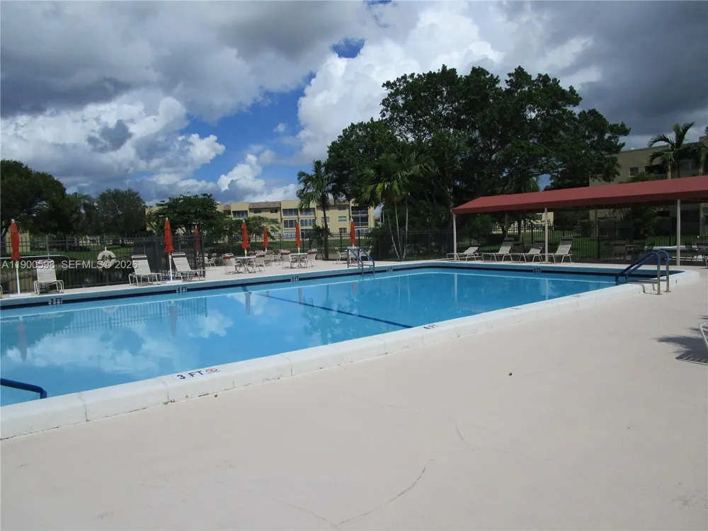 5940 NW 64 TH AVE #109 Tamarac, FL 33319