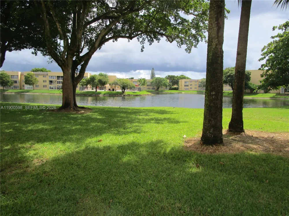 5940 NW 64 TH AVE #109 Tamarac, FL 33319
