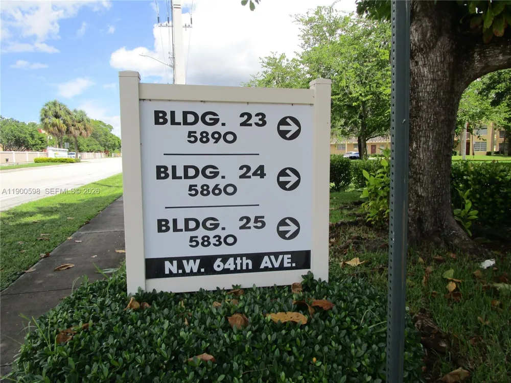 5940 NW 64 TH AVE #109 Tamarac, FL 33319