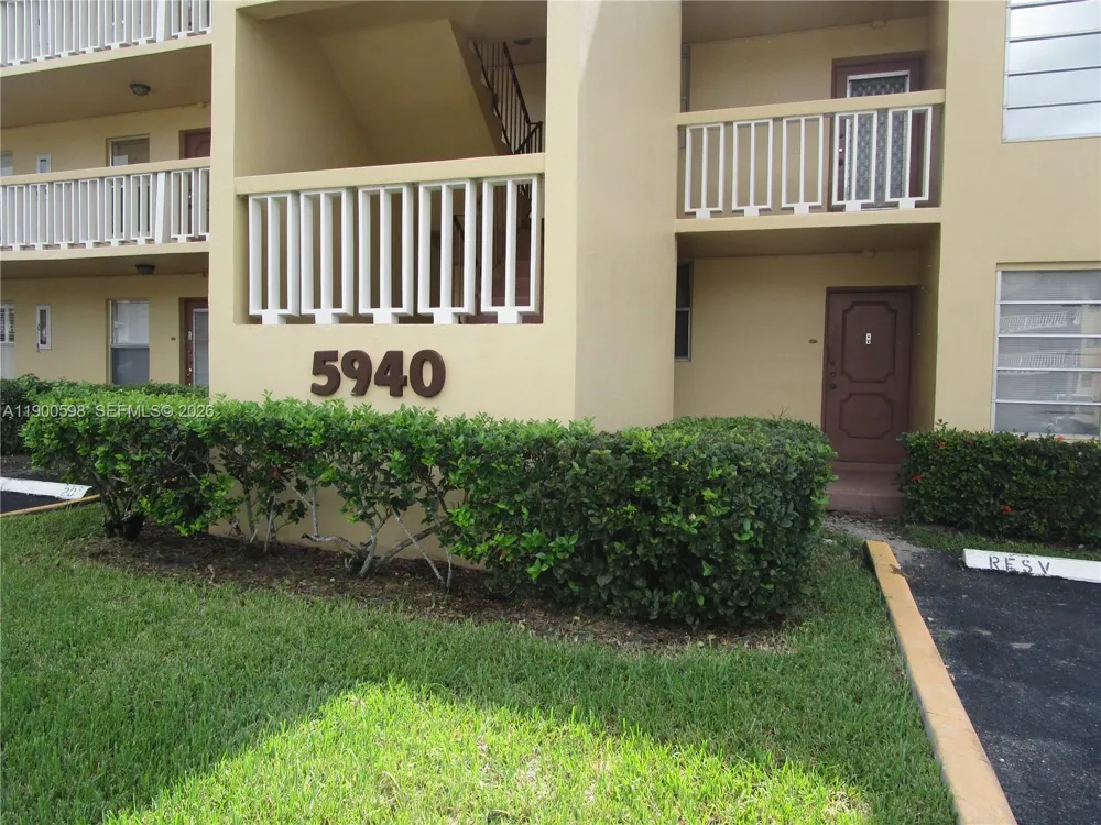 5940 NW 64 TH AVE #109 Tamarac, FL 33319