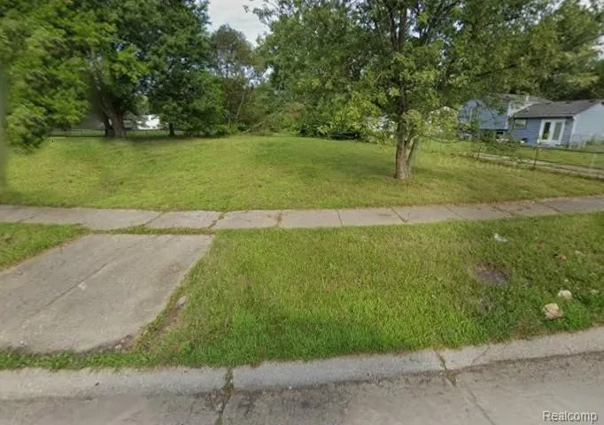 15350 Woodmont Street Romulus City, MI 48174