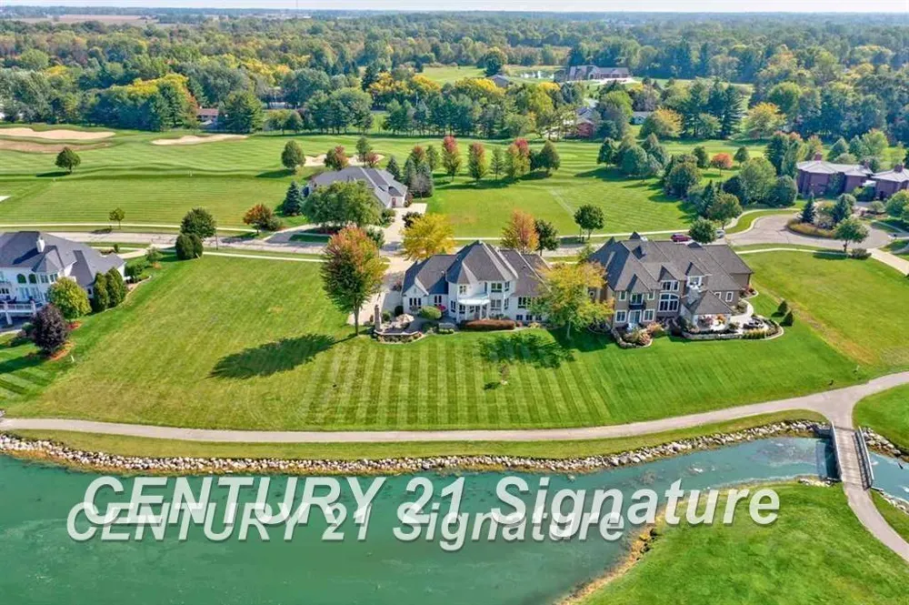 17 E Grove Court Thomas Township, MI 48623
