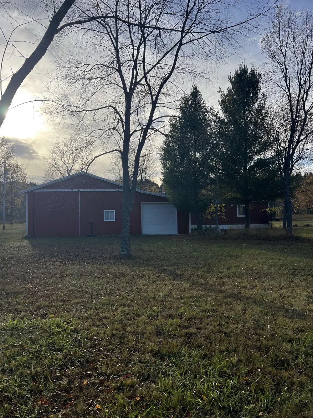 8414 NE Besaw Road Rapid River Township, MI 49659