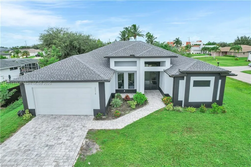 2218 SW 25th st Cape Coral, FL 33914
